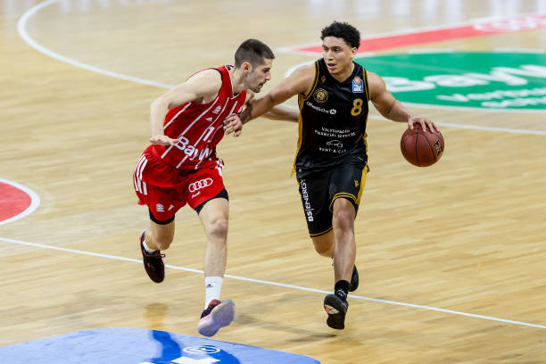 我们可以参 我们可以参